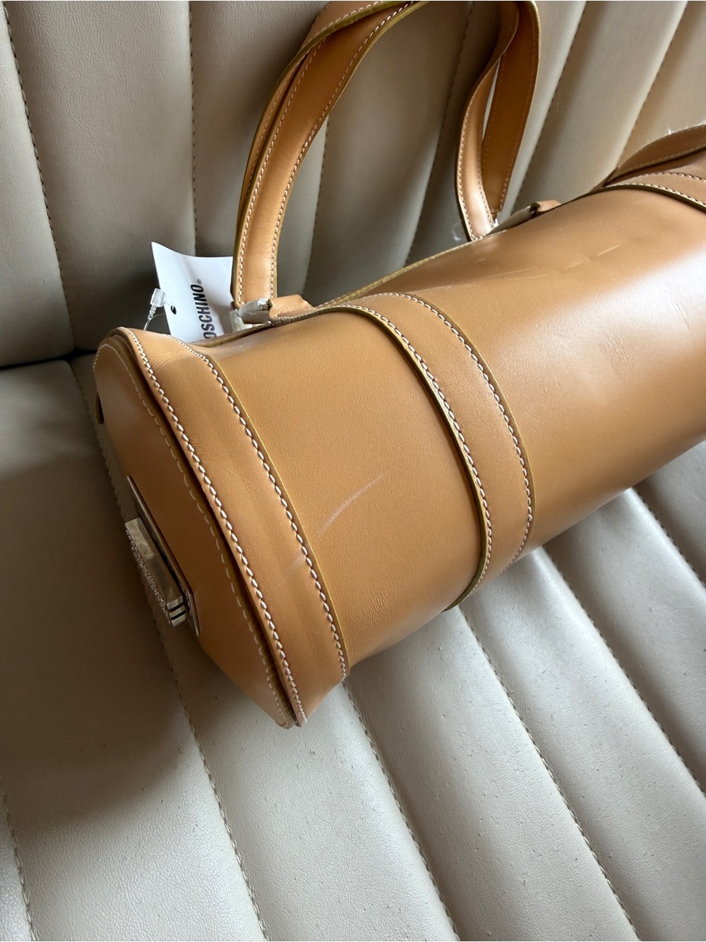 Moschino Tan Leather Barrel Satchel with Detachable Strap (deadstock with flaws) - Picture 7 of 9